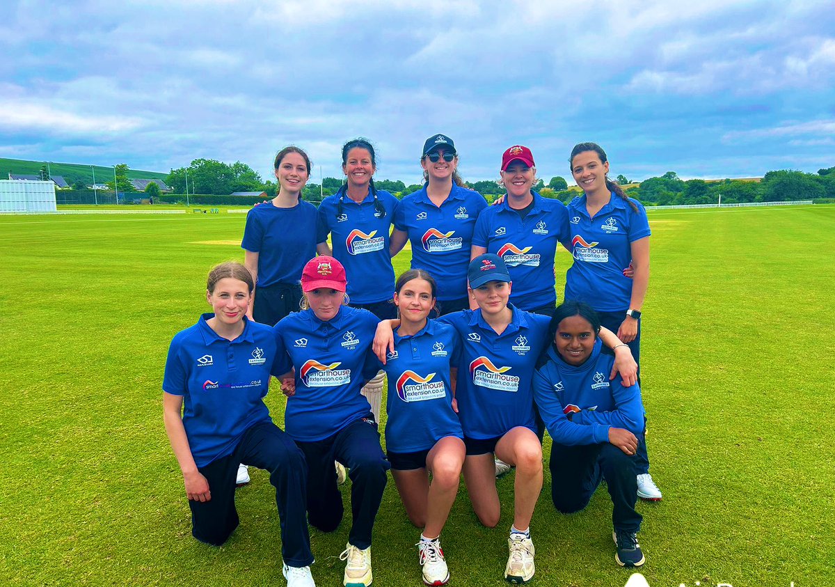 LisvanePhoenix's tweet photo. Fantastic win for our hardball team this weekend against Monmouth. A real team effort from everyone with the bat &amp; ball. 

Credit to Nia for scoring 64🏏 and showing us how it’s done &amp; Beth taking 3 wickets🔥

Looking forward to next one against @pantegflames 💪🏻

#Sapphires💙🩵 https://t.co/egdxBTfU7O