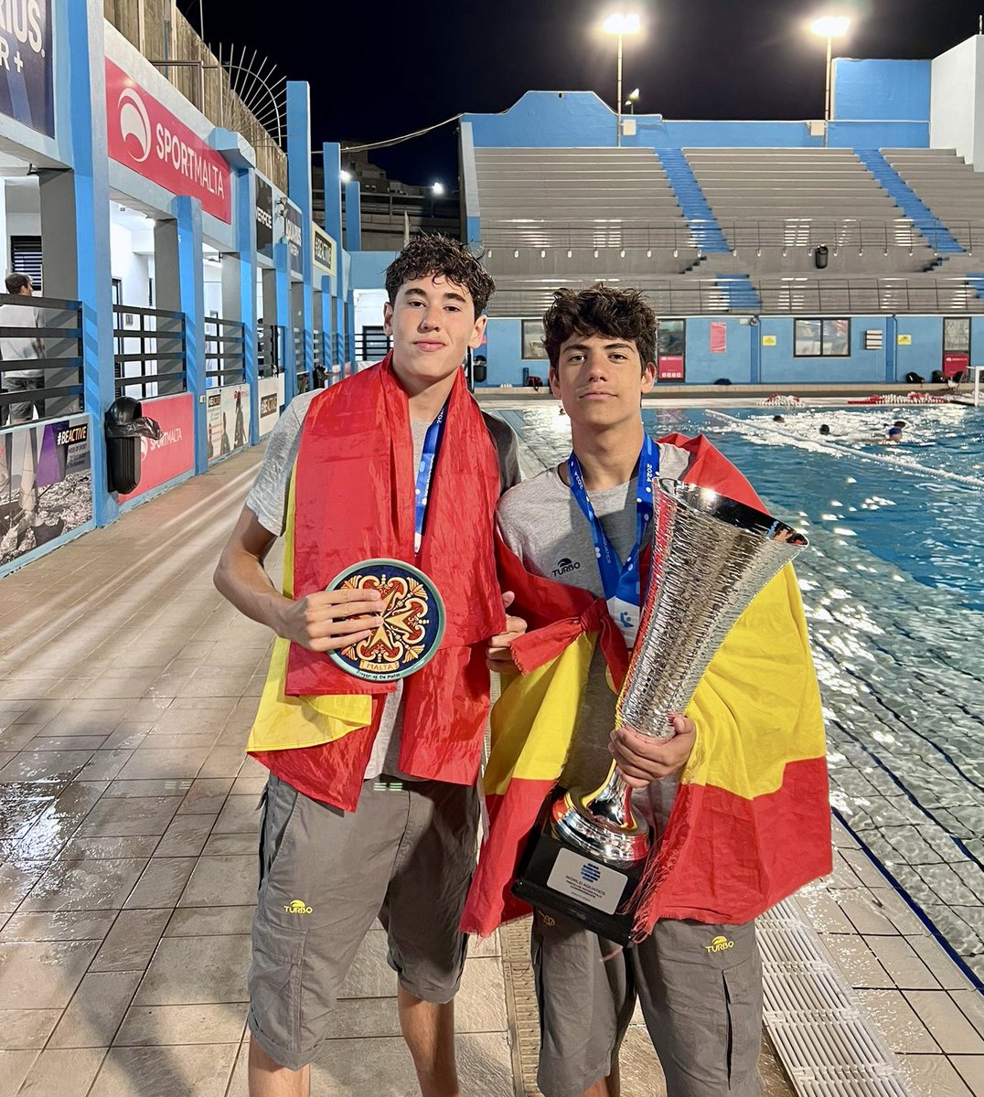 Secció de Waterpolo de la UE Horta tweet media