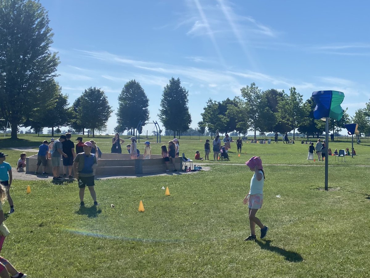 Jeanette Redfern tweet media