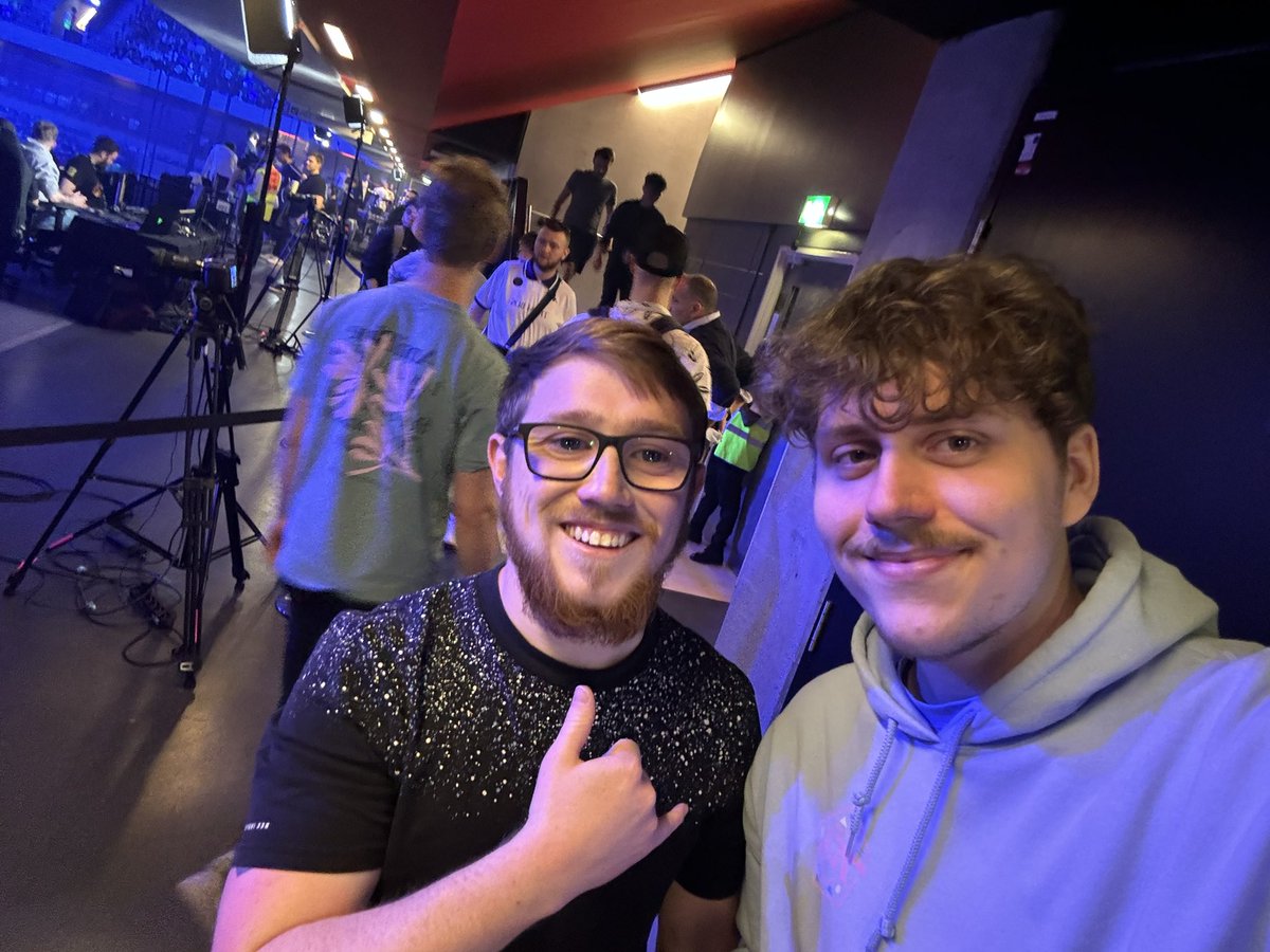 DabDabPEW tweet media