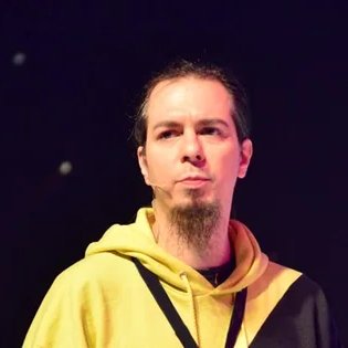caincurrency's tweet photo. Tired of only seeing threads about some of the worst people in crypto, so I thought I'd do one instead about someone I consider one of the most based founders in the entire industry...
This is Amaury Sรฉchet, aka @deadalnix. He's French.
1/9 https://t.co/Wp1ysNp7ij