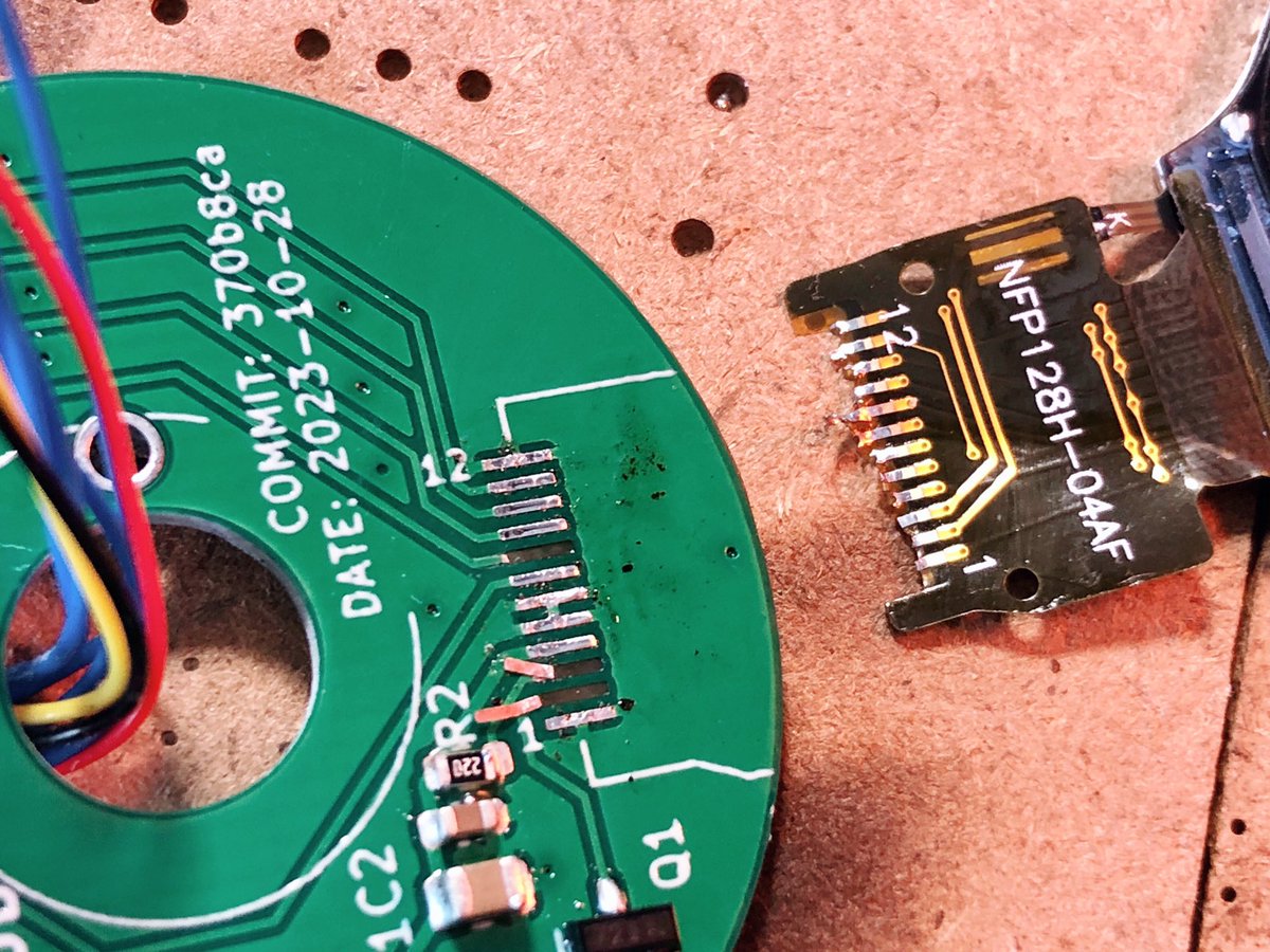 kokensha_tech's tweet image. Just solder it and take it to another table, what can go wrong?
#simplefoc #smartknob 
#pcb #pcbuild #pcbdesign #kicad #pcbdesign #pcbassembly #pcba
#electronics #electronicsprojects
#arduino #arduinoprojects 
#esp32 #esp8266 #esp32project