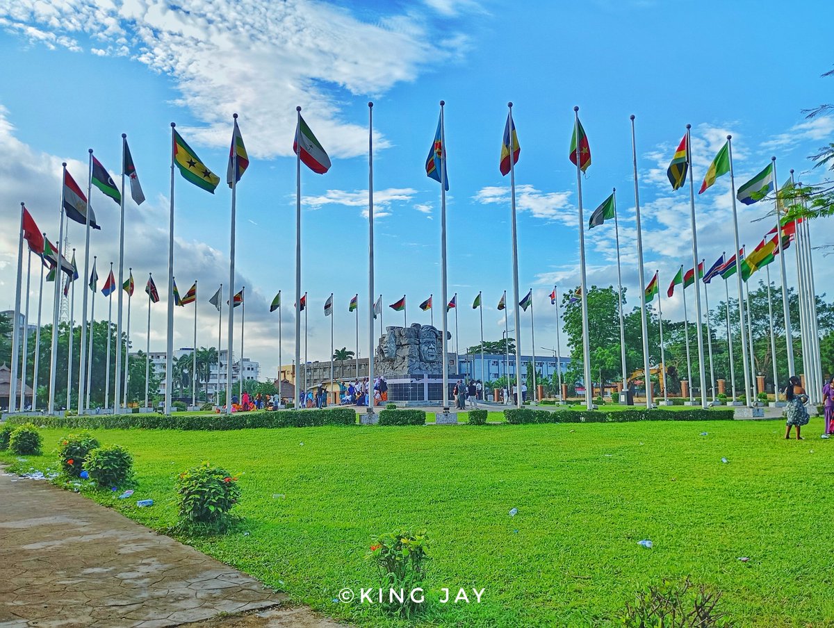 King_Jay_InI's tweet image. A visit to Johnson Jakande Tinubu Park Lagos State 📸 *King Jay* it's beautiful to behold right?
Meanwhile good night from this side of the world. 
#JJTparkLagos
#Africanflags
#LandscapeArt 
📸@King_Jay_InI