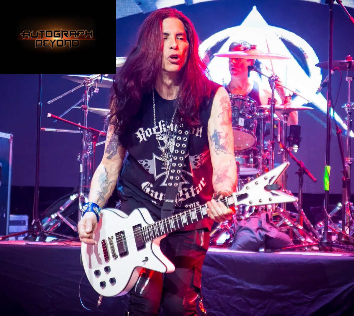 JrocksMetalzone's tweet photo. Happy Birthday Simon Daniels
June 24, 1964
Which is your favorite Simon Daniels track?
https://t.co/soIZKCRgAv
#happybirthday #simondaniels #autographbeyond https://t.co/kbFDcErUK1