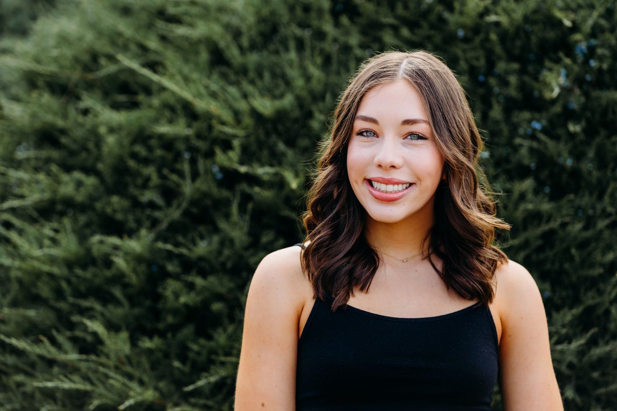 Sienna, a Grossman Scholar, and graduate of VOC's Cairn program will be focusing her upcoming studies on the intersectionality of environmental and social issues, and the U.S. healthcare system. Looking for some inspiration today? Read more: buff.ly/4cB8Ixg