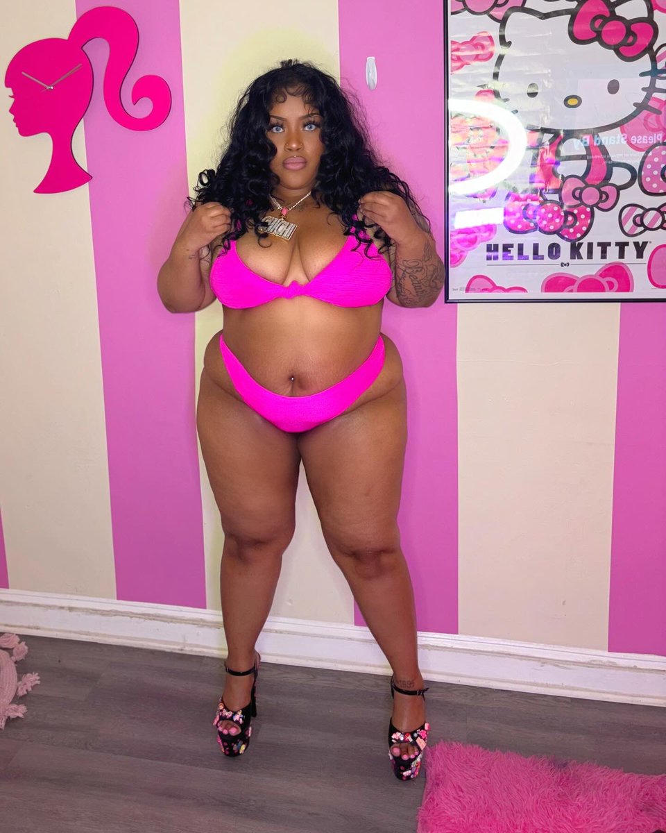 chichitheegoat's tweet image. #expore #plussizebeauty #plussizebarbie