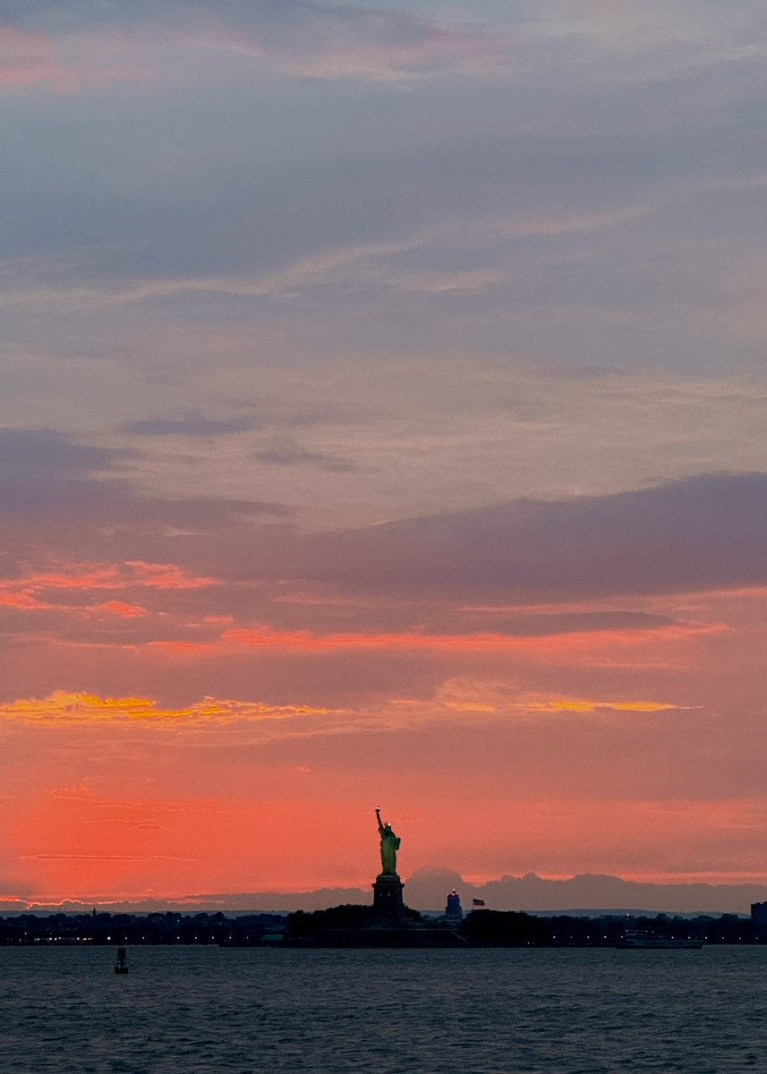 Reason 1245997379291 to take the Rockaway ferry.