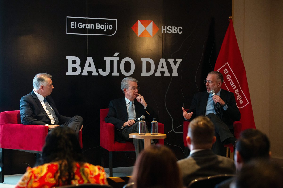 En el panel “El Nearshoring y el desarrollo regional de México”, Marco del Prete, Secretario de Desarrollo Sustentable de Querétaro y Presidente del AMSDE, habló sobre lo extraordinario que es Querétaro y las atractivas oportunidades que brinda para la inversión, no solo de