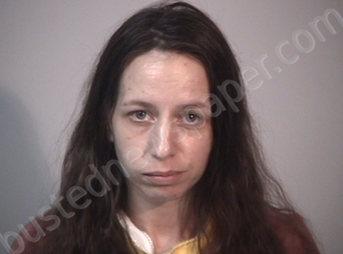 BadMomBree's tweet photo. Brianne Chapman was arrested and plead guilty to beating her 15 year old son is criticizing @JackPosobiec and his wife for not having water for their kids ...#AnarchyPrincess is a #Childabuser lost custody of her 3 sons by 3 baby daddies..you can't make this up https://t.co/FGm7AkpEAl