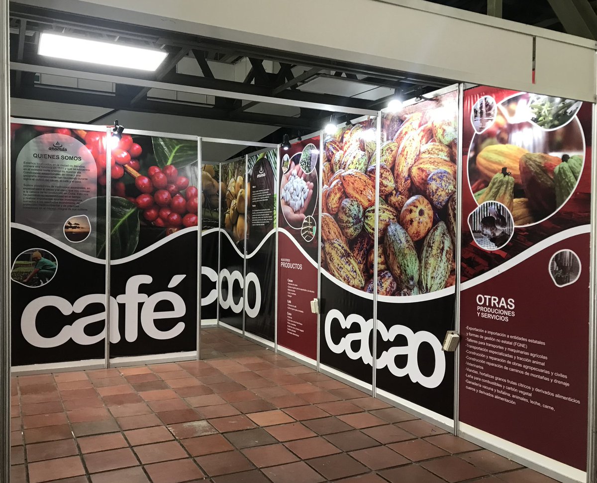 A Solo 48 horas para abrir las puertas de la XIX Feria Internacional ExpoCaribe, variadas empresas y entidades aseguran sus Stands en el complejo Cultural Heredia de la provincia Santiago de Cuba. Evento que tendrá lugar del  26 al 29 de junio del presente año.
<a href="/laprofedice_pod/">laprofedice_podcast</a>