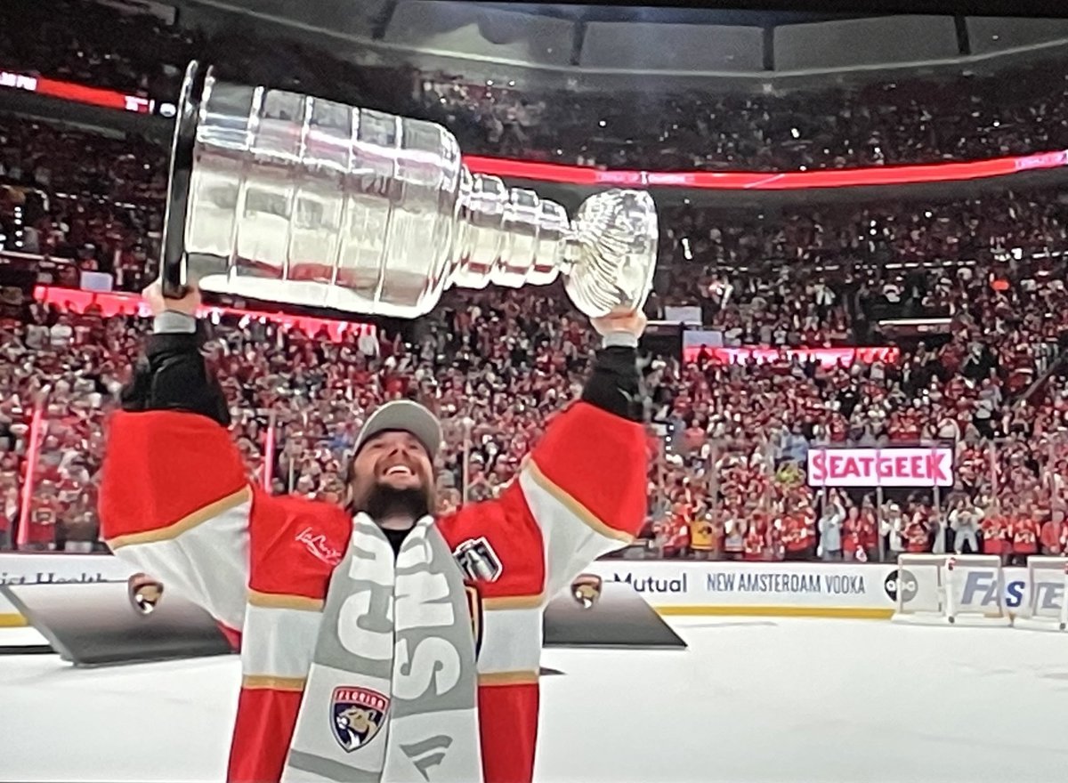 TheNasher61's tweet image. Sergei Bobrovsky is a Stanley Cup Champion.

How can you not love this dude?