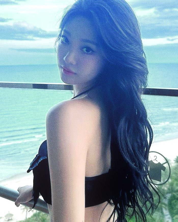 ningr's tweet photo. watching out with a view that i believe is extremely satisfying to the eye is my fantasy, and here it works out as expected {..vietnam is pretty} i can feel the crisp, morning climate, emanating with fog that is still plainly noticeable... an extremely beguiling beginning! ꒦꒷ https://t.co/fiO9XLYS0k