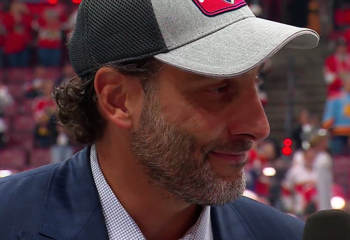 Luongo with some love for #Canucks fans: 

“I just want to thank... the people of Vancouver for their support. I received a lot of messages over the last two months, people rooting for me, so I’m truly grateful for them. I always enjoy going back there."