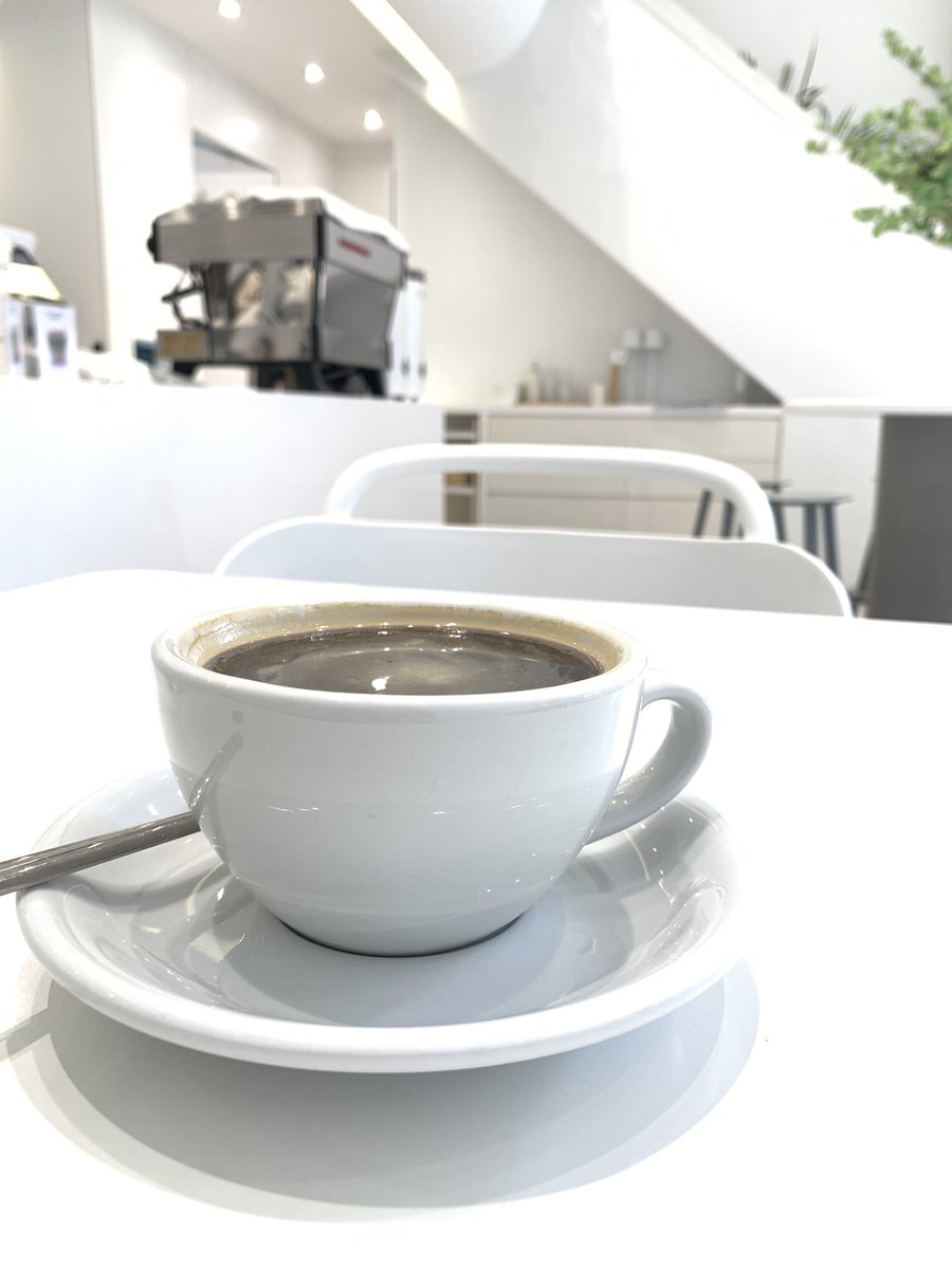 waidick's tweet image. 周圍都好嘈，畀我靜吓好冇？