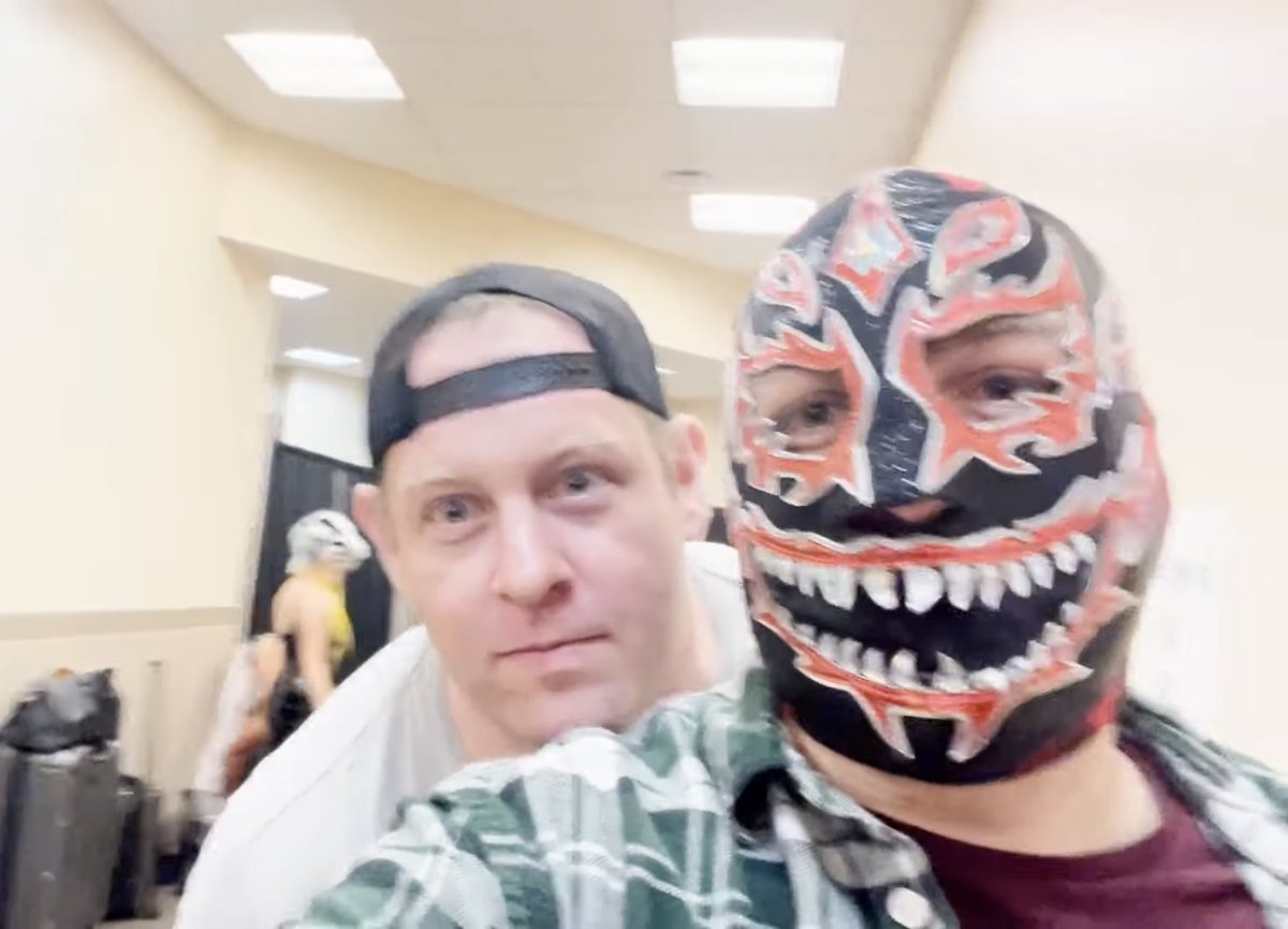 christina_tries's tweet photo. Aww, this is so cool! King of Allentown @DanChamp4 on #BTDO!💪👑

https://t.co/IK0Bl5Ts8Q https://t.co/XoIpEyy6E9