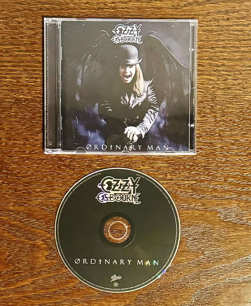 franzoian's tweet photo. Mais Um Para Coleção!
CD💿
Ozzy Osbourne
Ordinary Man
#ozzyosbourne
#ozzyosbourneordinaryman
#cdcollector
#cdcollection
#cdcollections
#cdcollectors
#cdcommunity
#cdcollecting
#cdphotography
#cdcollectionpost
#cdaddict
#cdporn
#cdpost
#cdlover
#compactdisc
#compactdisccollector https://t.co/TyZyiSSzRN