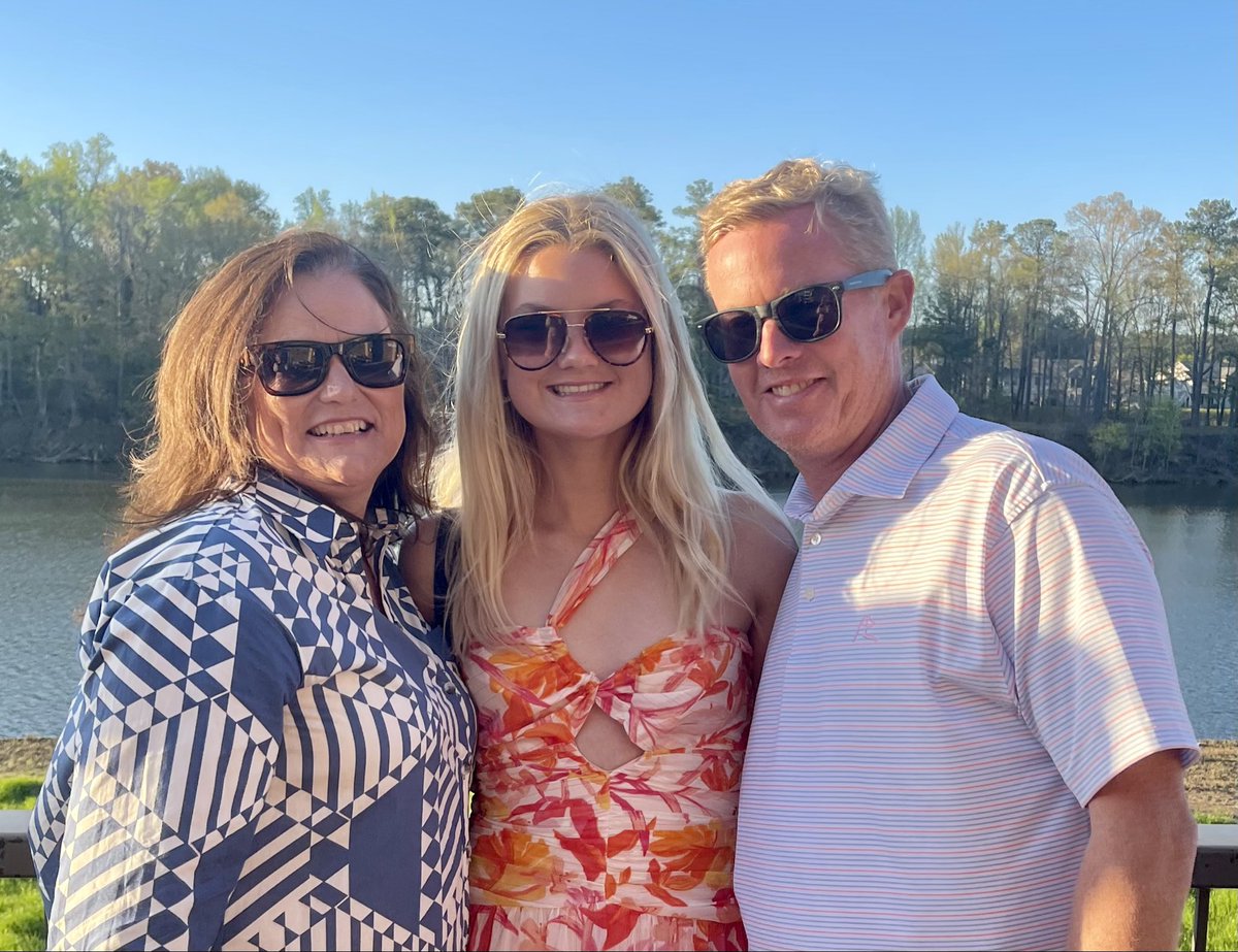 cali_cal2's tweet photo. Happy to be part of this woman’s life! 24 years of great times and busy children. Thank you for loving ME! Happy Anniversary Heather https://t.co/z41COWDnyV