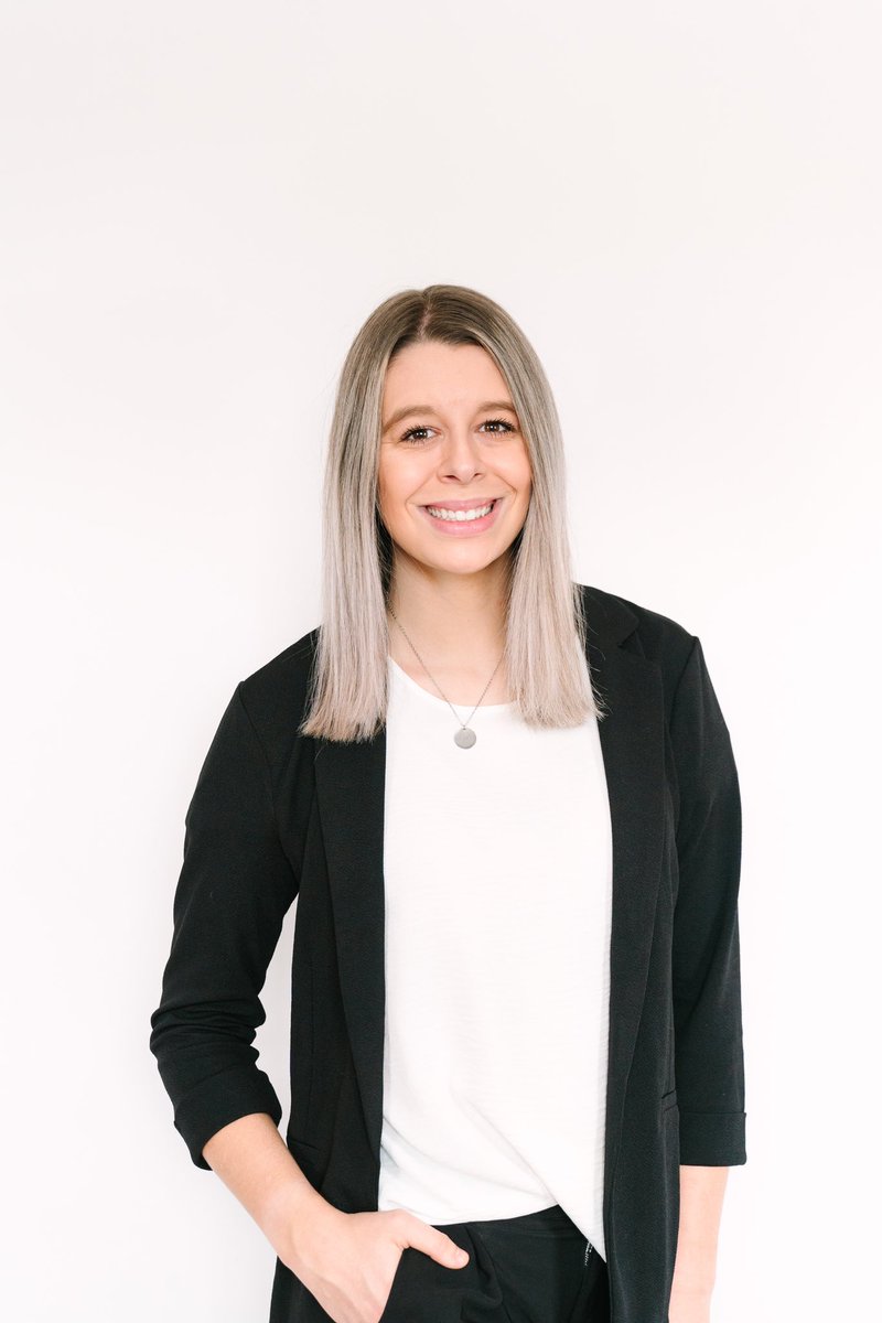 Addicted2Maslow's tweet image. Wait am I professional now🤔🤔