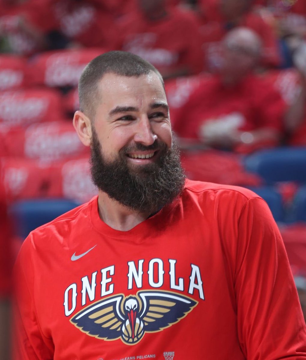 TheDunkCentral's tweet photo. The Lakers could target Jonas Valanciunas as their starting center, per @JakeLFischer 

“Pelicans center Jonas Valančiūnas, who’s approaching unrestricted free agency, has been another big man often mentioned by NBA figures as a potential Lakers frontcourt addition this summer.” 

(Via https://t.co/Mg5PRGjObz)