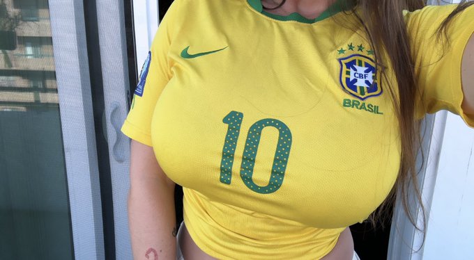 2 pic. Vai Brasil https://t.co/TCgXmMqWXy