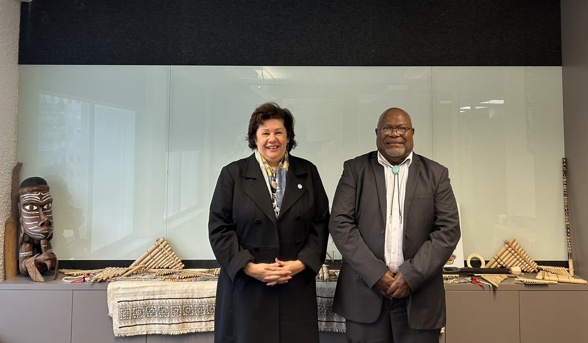 Solomon Islands High Commission in New Zealand (@sihc_nz) on Twitter photo Earnest discussions between HC Tangirongo and 🇳🇿Trade Commissioner <a href="/pti_nz/">Pacific Trade Invest NZ</a> Glynis Miller. Exploring opportunities for trade and investment in the #SolomonIslands 🇸🇧. Earnest discussions between HC Tangirongo and 🇳🇿Trade Commissioner <a href="/pti_nz/">Pacific Trade Invest NZ</a> Glynis Miller. Exploring opportunities for trade and investment in the #SolomonIslands 🇸🇧.