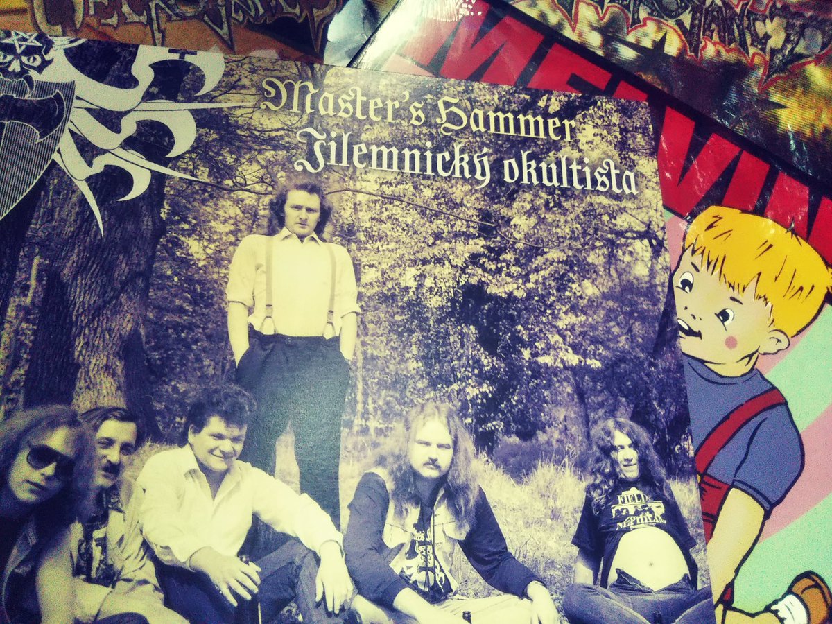 triumphofdeath's tweet photo. リリース当時CDで購入した好きなアルバムのアナログ盤を買い集めるという非建設的な愚行を再開している 最高です
#analog #record #vinyl #mastershammer #melvins #necrosanct https://t.co/sgGNd3UXQ7