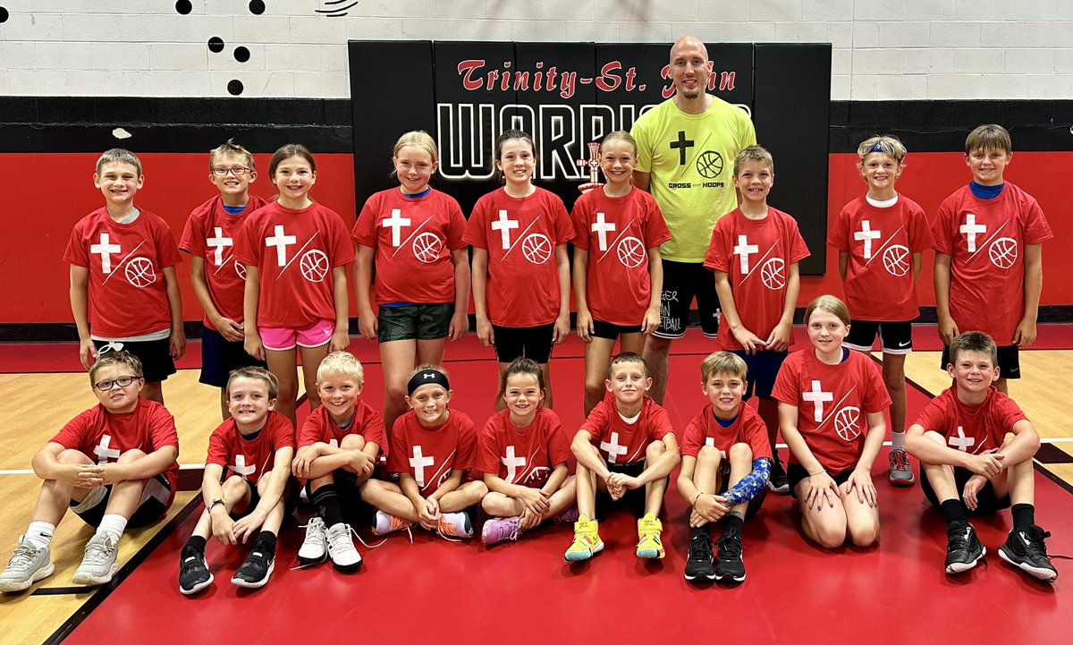 Cross Over Hoops tweet media