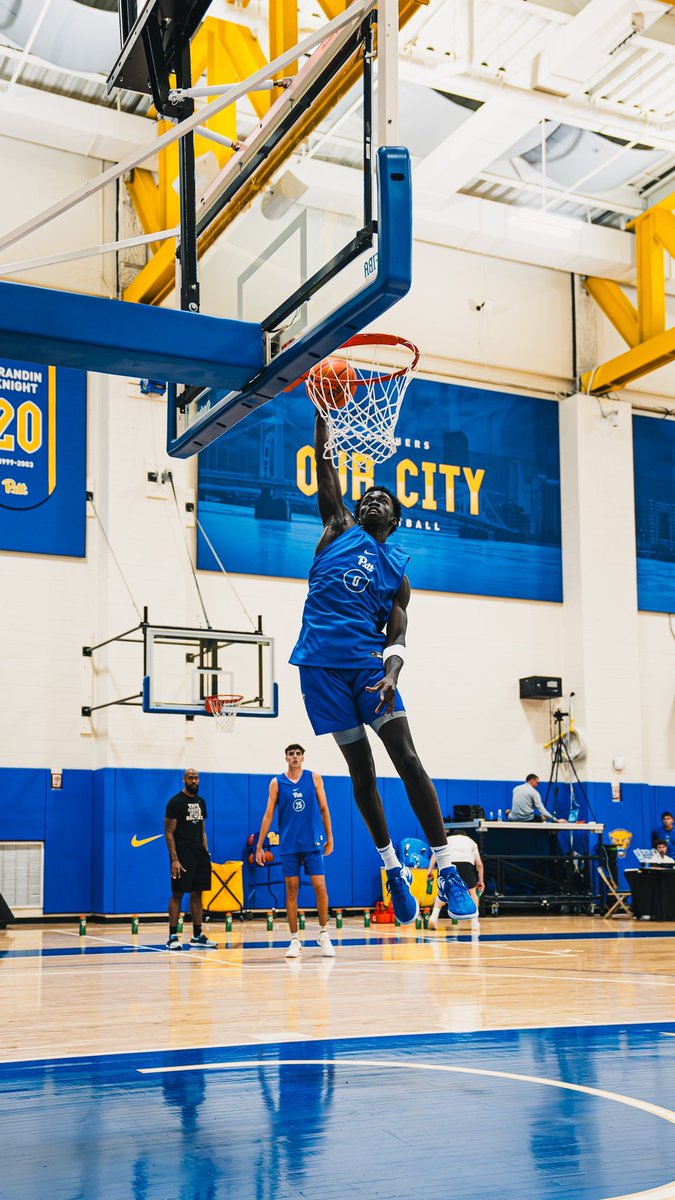 Pitt Basketball tweet media