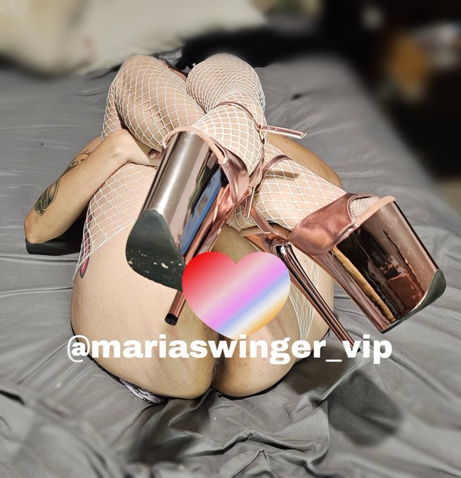 Que tal mis taconcitos? M&aacute;s fotos sin censura en mi telegram VIP esta super hot con m&aacute;s de 300 fotos<a href="/tag/bisexual"class="tags"><span>#bisexual</span></a><a href="/tag/pridemonth"class="tags"><span>#pridemonth</span></a><a href="/tag/prideoutfit"class="tags"><span>#prideoutfit</span></a><a href="/tag/pride2024"class="tags"><span>#pride2024</span></a>