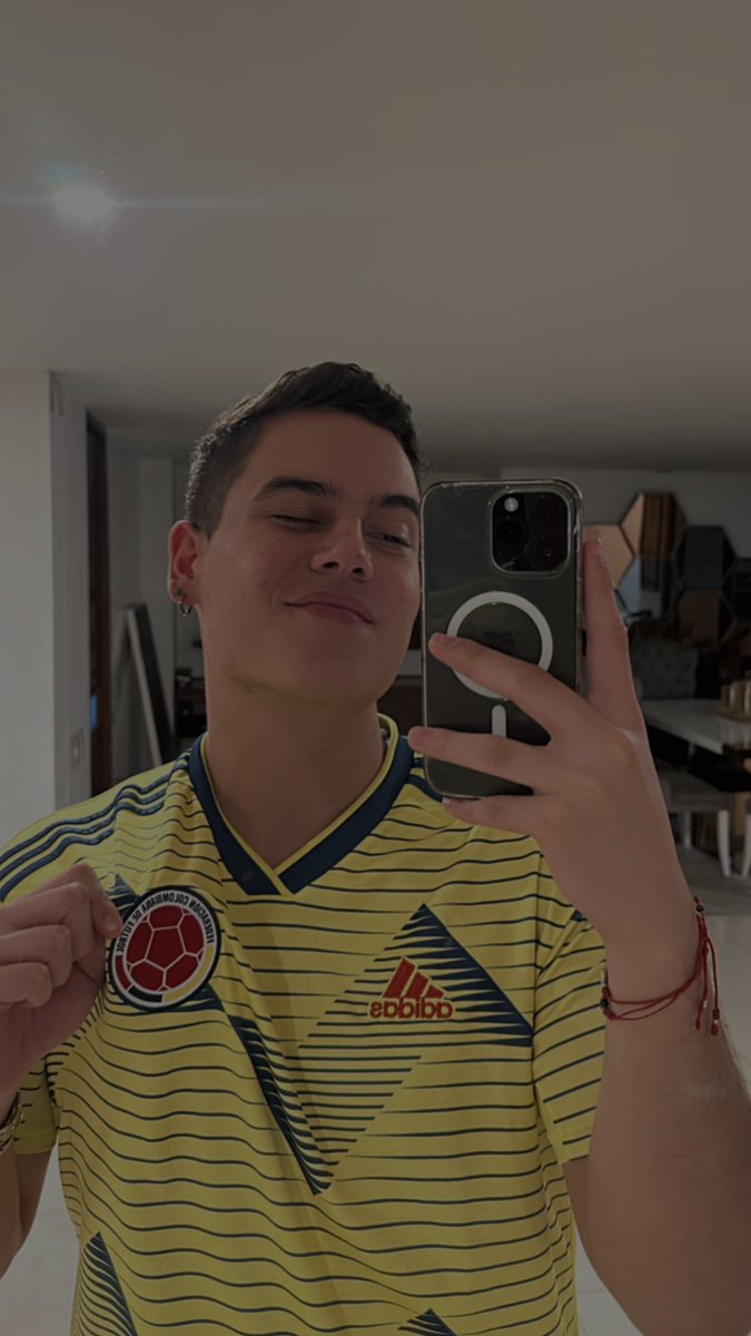 Miguelbuenoofi's tweet photo. Me tienen ilusionadooo!!! 🇨🇴❤️‍🔥😍 https://t.co/1MSwFa5OwQ