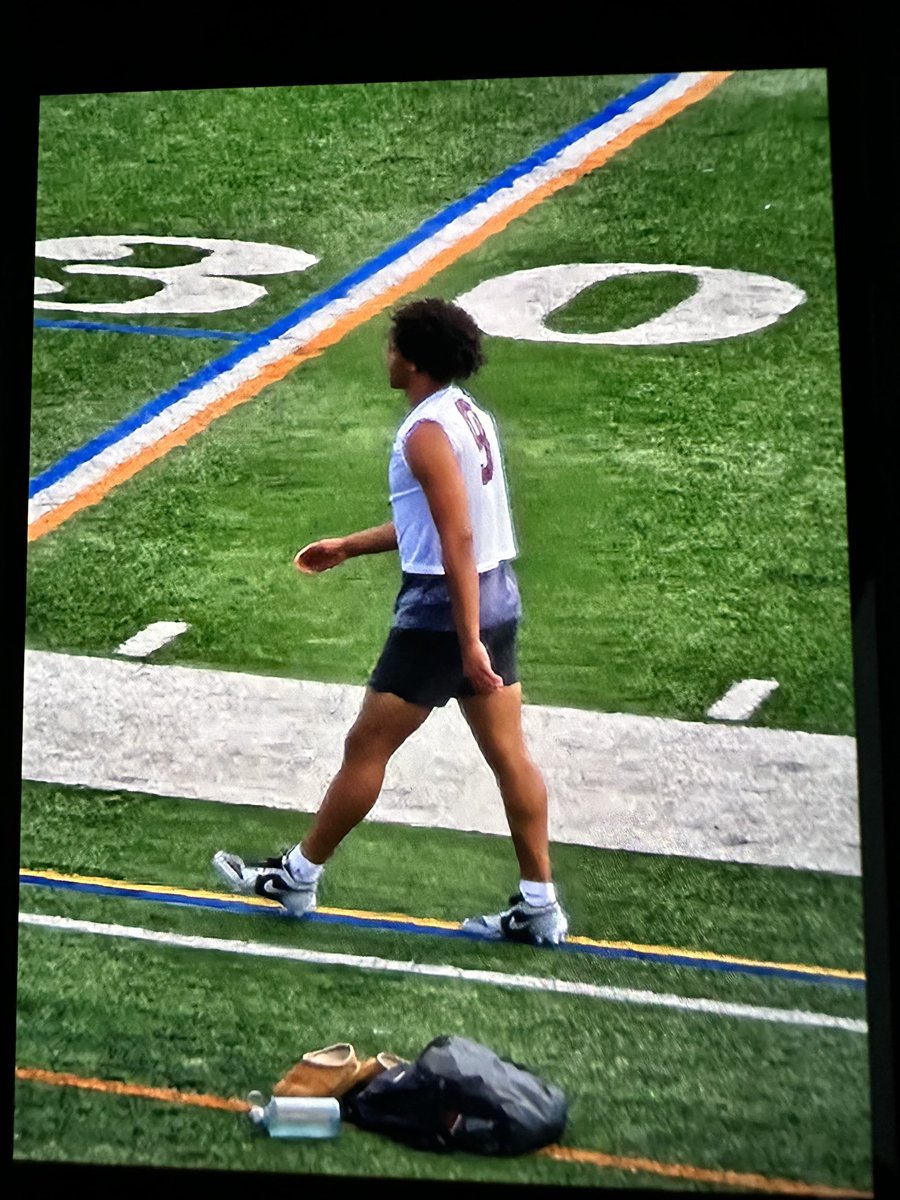 Trey ✞ tweet media