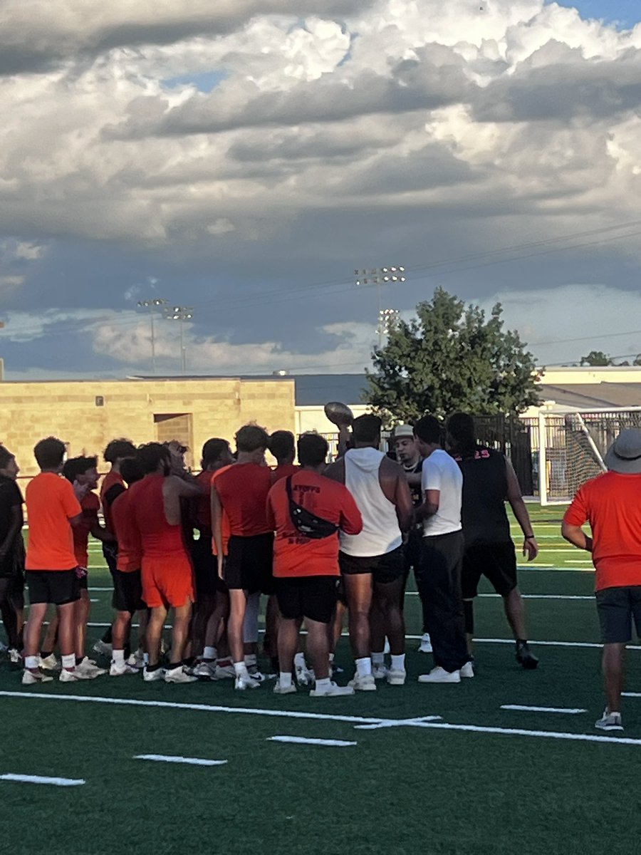 Lanier Voks Football (@voksfootball) on Twitter photo Congrats to <a href="/BurbankFBall/">Burbank Football</a> football!
7V7 Alamo City Champs!
Thanks to all the teams that participated this summer.
<a href="/Mc_Cowboys/">McCollum Athletics</a> <a href="/JFK_Athletics1/">SA Kennedy Rocket Athletics</a> <a href="/HighlandsOwlsFB/">Highlands Owls Football</a> <a href="/SAHoustonFB/">Hurricane Football</a> <a href="/SaEdisonFB/">SA Edison Football</a> <a href="/SouthSanFB/">South San Football</a> <a href="/EISDMemorialHS/">Memorial High School</a> <a href="/YmlaAthletics/">S.A. YMLA Athletics</a> <a href="/HarlandaleFB/">HarlandaleFB</a> <a href="/Harlandale_HS/">Harlandale High School Athletics</a> <a href="/BrackFBall/">Brackenridge Football</a> Congrats to <a href="/BurbankFBall/">Burbank Football</a> football!
7V7 Alamo City Champs!
Thanks to all the teams that participated this summer.
<a href="/Mc_Cowboys/">McCollum Athletics</a> <a href="/JFK_Athletics1/">SA Kennedy Rocket Athletics</a> <a href="/HighlandsOwlsFB/">Highlands Owls Football</a> <a href="/SAHoustonFB/">Hurricane Football</a> <a href="/SaEdisonFB/">SA Edison Football</a> <a href="/SouthSanFB/">South San Football</a> <a href="/EISDMemorialHS/">Memorial High School</a> <a href="/YmlaAthletics/">S.A. YMLA Athletics</a> <a href="/HarlandaleFB/">HarlandaleFB</a> <a href="/Harlandale_HS/">Harlandale High School Athletics</a> <a href="/BrackFBall/">Brackenridge Football</a>