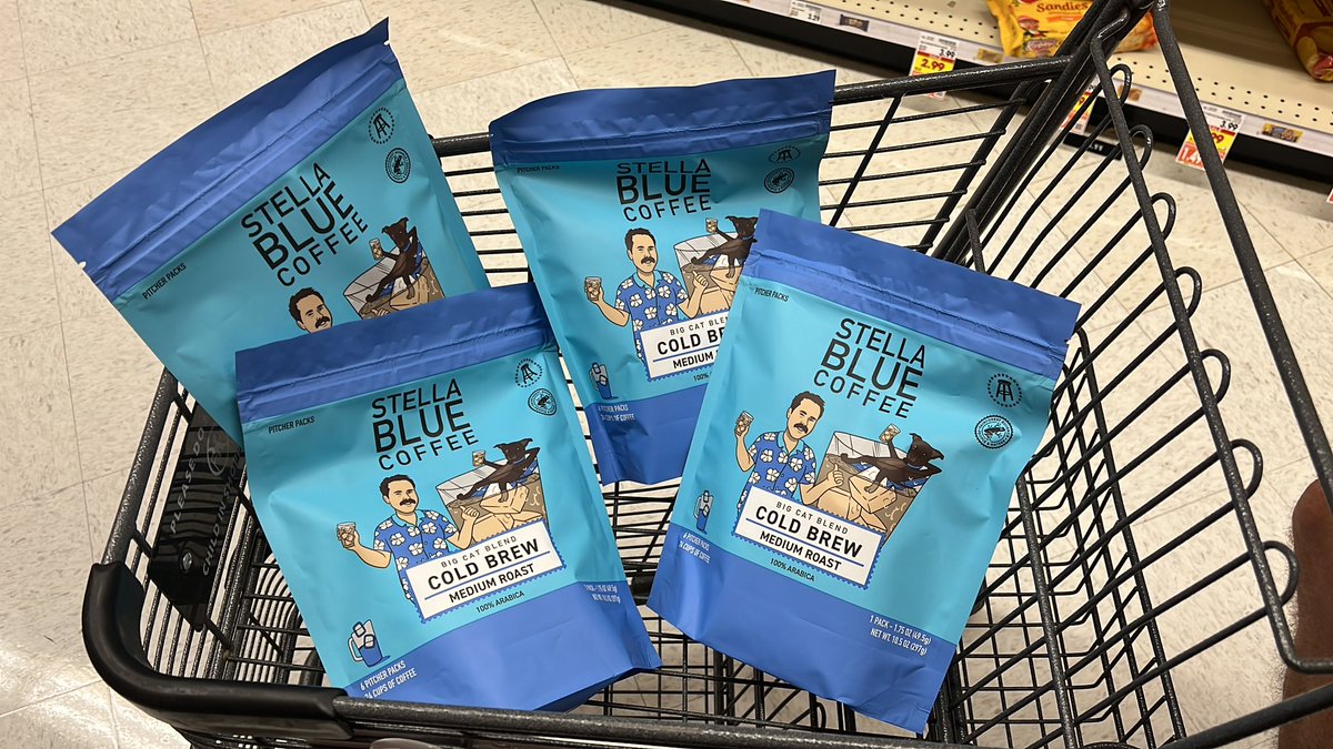 exploritorii's tweet image. @BarstoolBigCat stocking up for the summer! #StellaBlue #ForTheDawgs