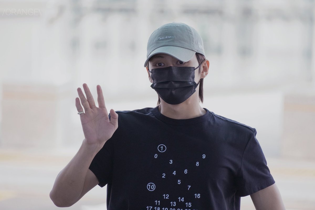 #세븐틴    #준   
#JUN #文俊辉  #문준휘  #ジュン
#SEVENTEEN
240625
출발