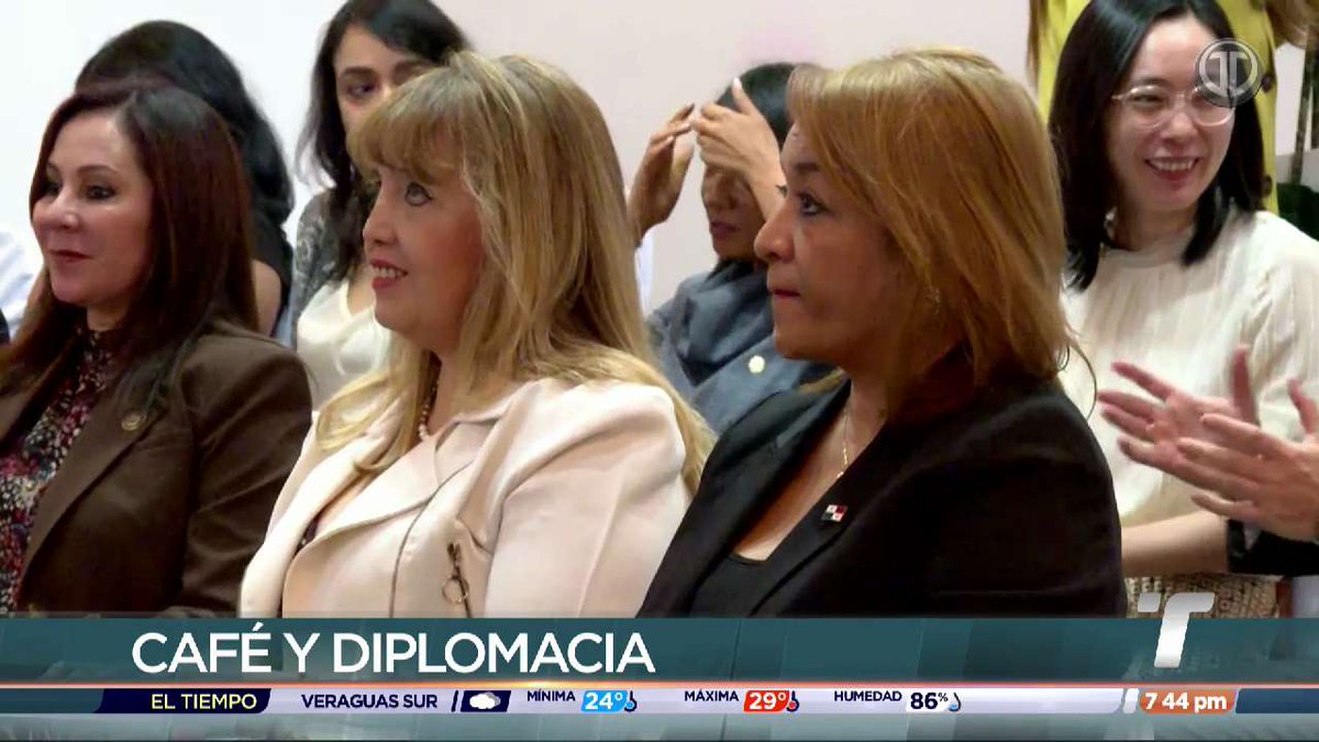 La participación de las mujeres en la diplomacia en Panamá ha aumentado en un 60%, de acuerdo con el Colegio Nacional de Diplomáticos de Carrera. Hoy se desarrolló el conversatorio Café y Diplomacia como parte de la conmemoración del Día Internacional de las Mujeres en la