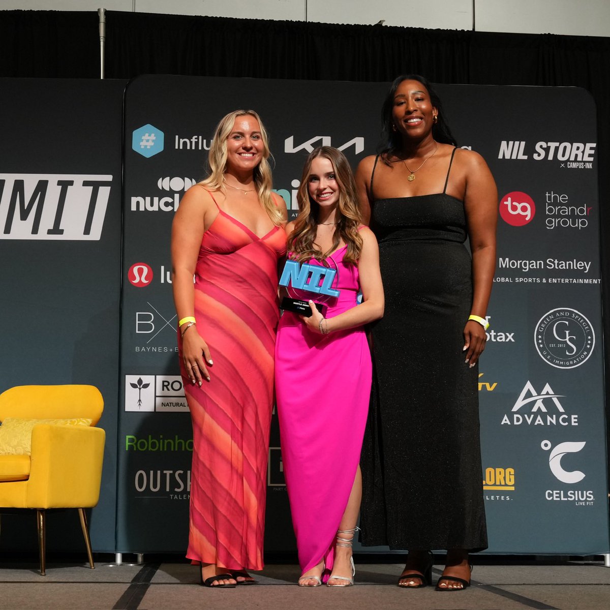 LaneyHiggins's tweet image. Truly a dream come true to take home the @NILSummit Hustle Award! Thx so much to Meta’s NIL Empower program and @lululemon &amp;amp; all of my other partners. NIL has taught me the value of being fearless, resilient, consistent, authentic &amp;amp; so much more. The hustle is only beginning!💪
