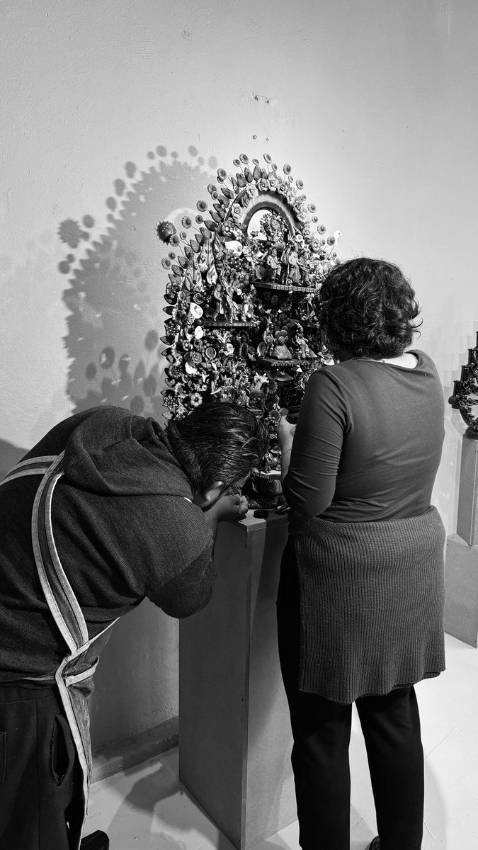 Detrás de cada pieza , existe un gran equipo!!! Te vemos en el taller de #AsaelCastilloArtesano