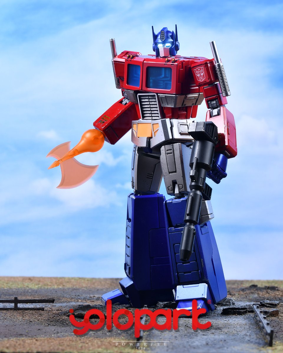 yolopark's tweet photo. 🙌 A big thank you to  Perry Chua for capturing these fantastic images of our Transformer products! Both the AMK G1 Optimus Prime and Megatron are exuding a really cool vibe. ✨

 #Transformers #OptimusPrime #Megatron #FanPics #YOLOPARK #Toys📸 https://t.co/kXLYlDJkUY