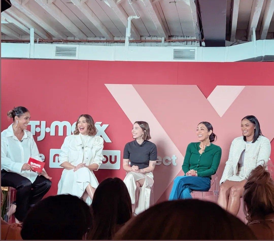 Listening to a panel moderated by <a href="/SimoneBoyce/">Simone Boyce</a> of inspiring women <a href="/TheMandyMoore/">Mandy Moore</a>, #AmandaMontell, <a href="/KellieGerardi/">Kellie Gerardi</a> &amp; @Sydney_Rene discussing living beyond "labels" for @TJMaxx #ClaimYourAnd launch.
