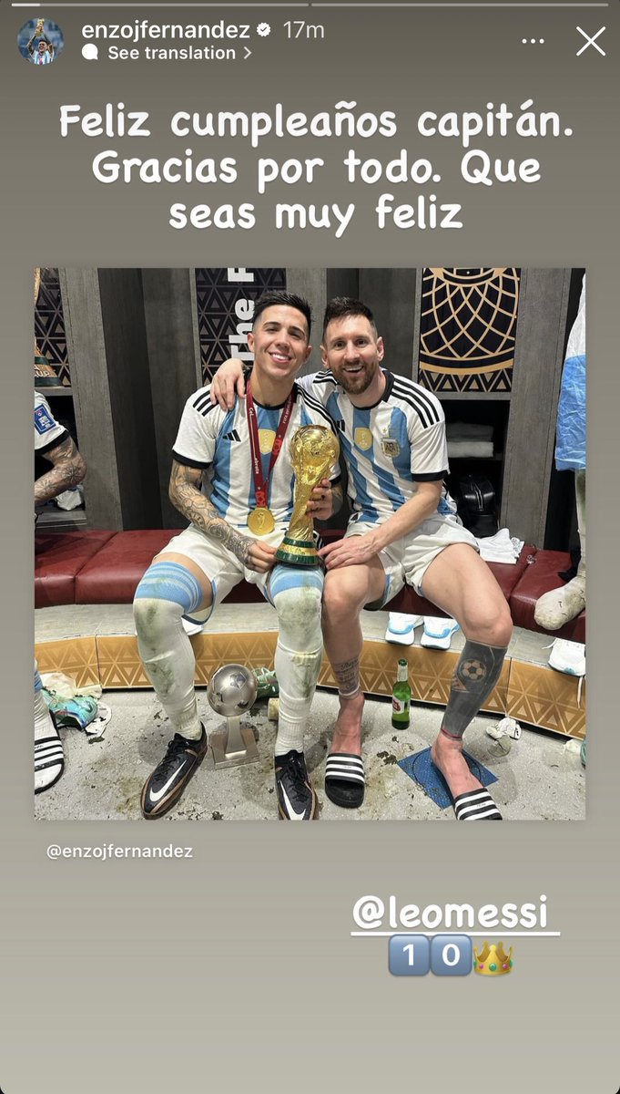 إنزو فيرنانديز عبر IG: يوم ميلاد سعيد يا قائد.
شكرًا لك على كل شيء. أتمنى أن تكون سعيدًا جدًا. 👑1️⃣0️⃣