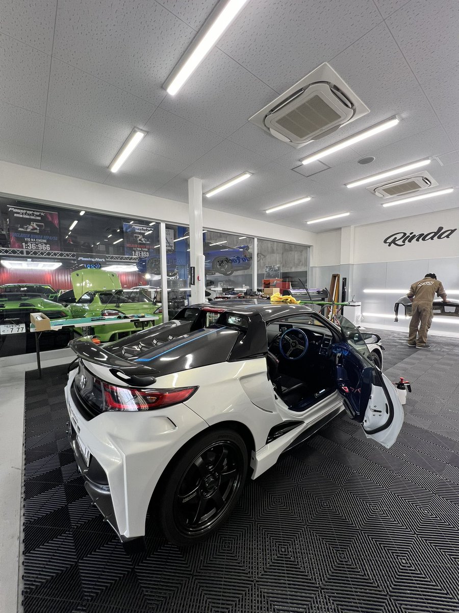 yuki66017's tweet photo. 愛車S660ついに入庫‼️
Passing Markでカッコよくしてもらいます😎
#PassingMark
#S660 https://t.co/5OrVTgbHKo