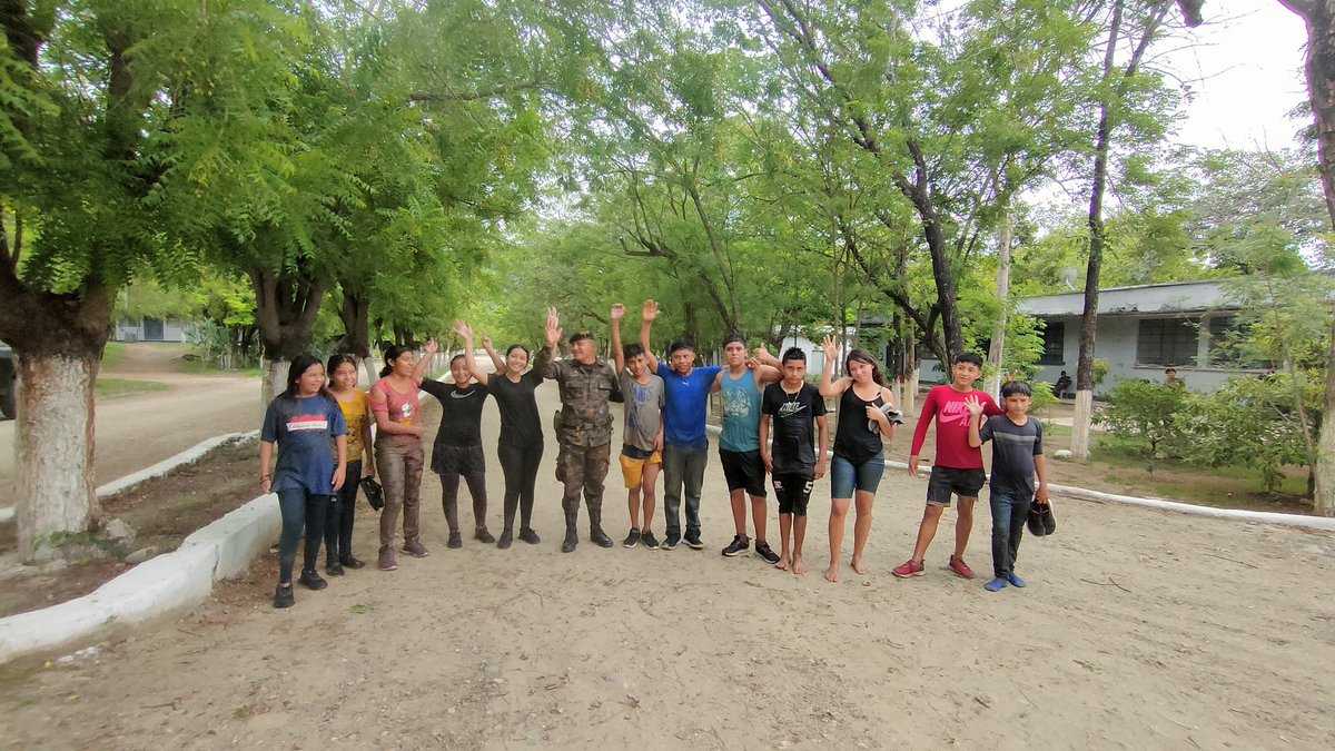 zacapagober's tweet photo. La @UPCV_gt Segunda Brigada de Infantería, y COCOPRES, coordinaron la actividad deportiva y recreativa con las comunidades de los municipios, siendo estos: Gualan, La Unión, Río Hondo, Usumatlan, Cabañas y Huite, del departamento de Zacapa https://t.co/U1LnpS3vsv