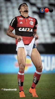 LUCAS PAQUETÁ. 
EITA HOMEM GOSTOSO
