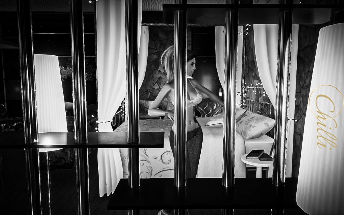 Check out these 4 pics edited by <a href="/_MonieLOVE3dx/">Chilli ♈</a> ... I think they look extra sexy! 🔥 Big thanks for the magic touch! 😘 #3dxchat #virtualphotography