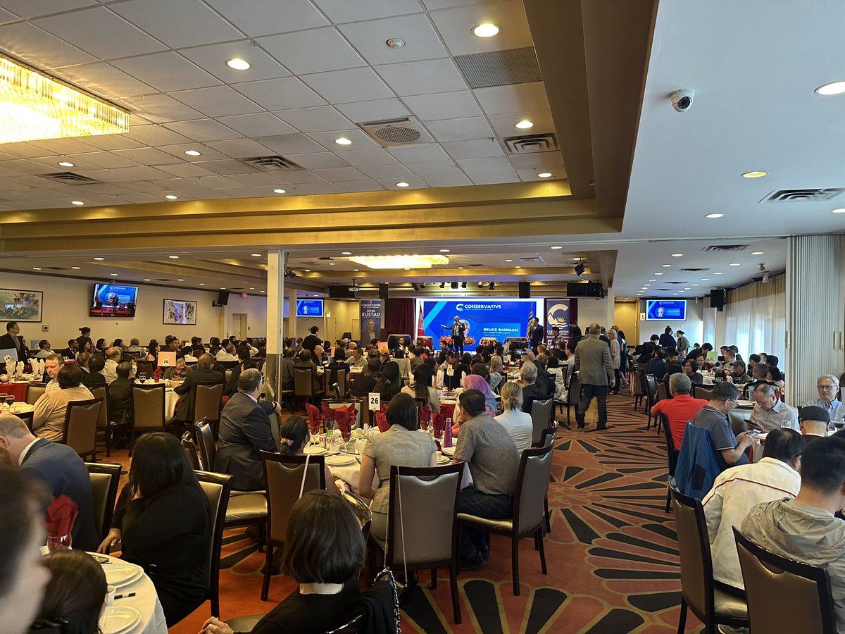 Incredible turnout tonight in Richmond!

Hundreds of residents came out to hear from Conservative MLA’s Elenore Sturko, Bruce Banman and our candidates! #bcpoli