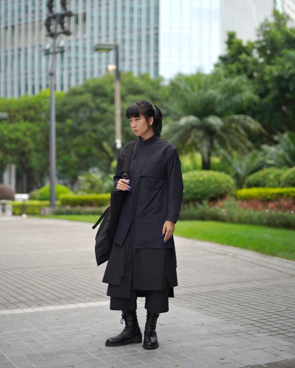 the_rosenrot's tweet image. Living in a Chinese city that gets up to 40°C in summer, &amp;amp; often travelling to Southeast Asia, I do have some suggestions on non-conventional, androgynous-leaning summer wear. 

I will list a few of them with details of cuts and fabrics, as well as locations to provide context.