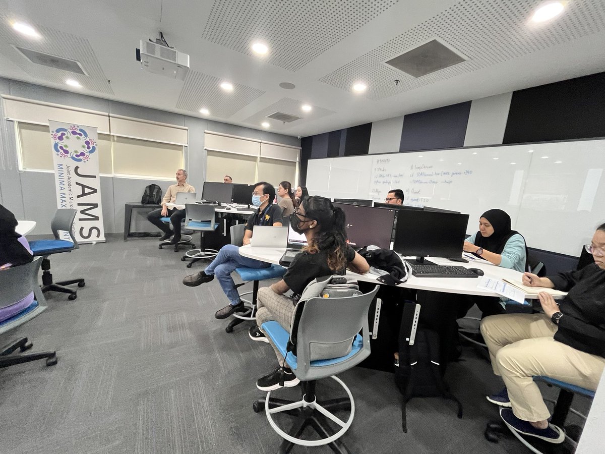 Hazlin Hazrin-Chong (@hazlin_85) on Twitter photo Very excited to have Dr Jennnifer Pett-Ridge <a href="/Jeffinerca/">Dr. Jennifer Pett-Ridge</a> and the team from at the DNA-Stable Isotope Probing Workshop in Malaysia this week!
Participants come from various places to learn about the principles and techniques surrounding DNA-SIP. Very excited to have Dr Jennnifer Pett-Ridge <a href="/Jeffinerca/">Dr. Jennifer Pett-Ridge</a> and the team from at the DNA-Stable Isotope Probing Workshop in Malaysia this week!
Participants come from various places to learn about the principles and techniques surrounding DNA-SIP.