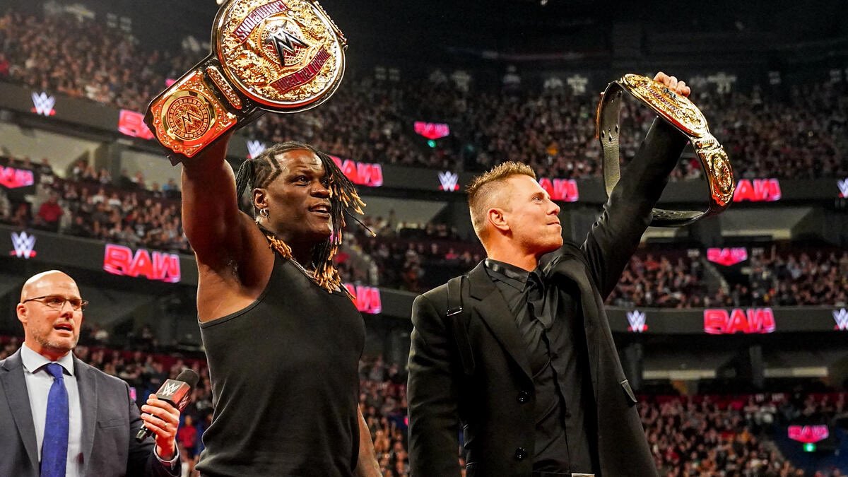 WrestleFeatures's tweet photo. Awesome Truth’s reign comes to an end at 79-days. https://t.co/F5QE0Sgj6f