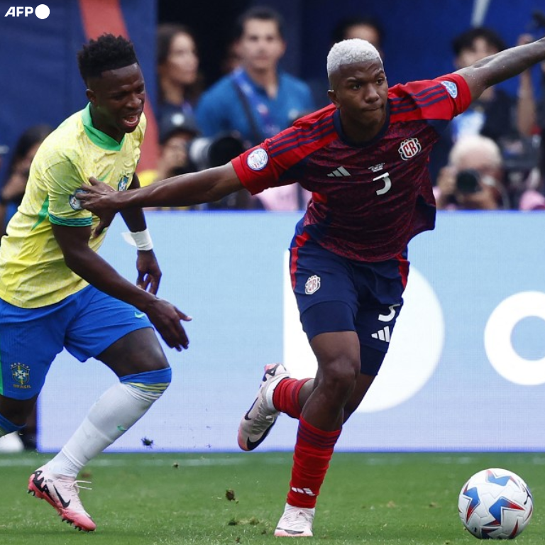¿Vinicius? ¿Rodrygo? ¿Endrick? Pues hoy se encontraron con la perla defensiva de Costa Rica. Con apenas 19 años de edad, y siendo su debut en un gran torneo internacional, Jeyland Mitchell se mandó un partidazo ante Brasil. Qué personalidad, qué poderío, qué competitividad.