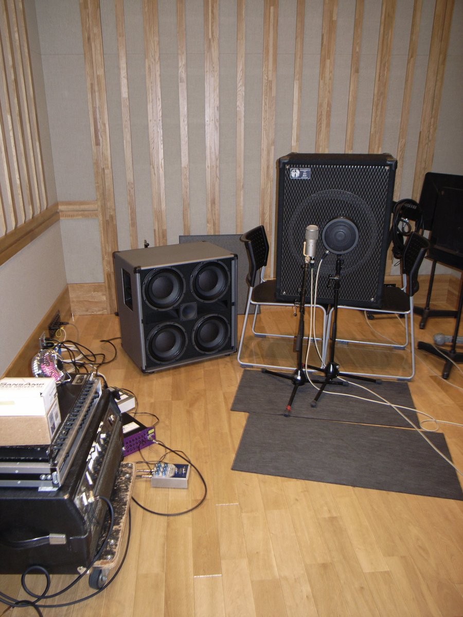 MIYU_ASTERISM's tweet photo. REC DAY!!!
皆さんお楽しみに!
#ASTERISM #espbass #espguitars https://t.co/dSrSQ0RccV